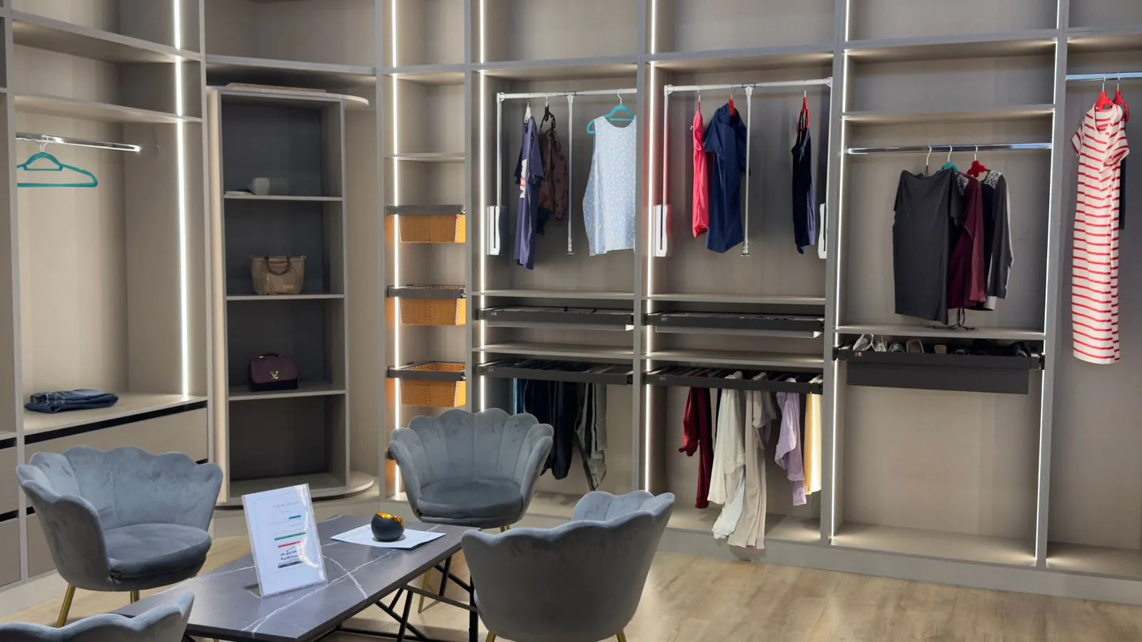 خزائن كاونتر طبي